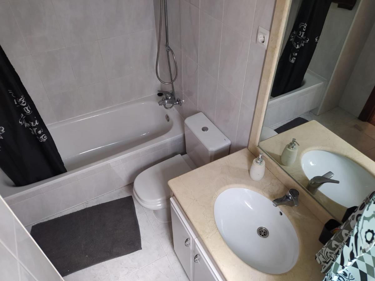 Апартаменти Duplex Amplio,Parking Wifi, 2 Terrazas, Bien Conectado Con Playas, Zona Segura Віго Екстер'єр фото